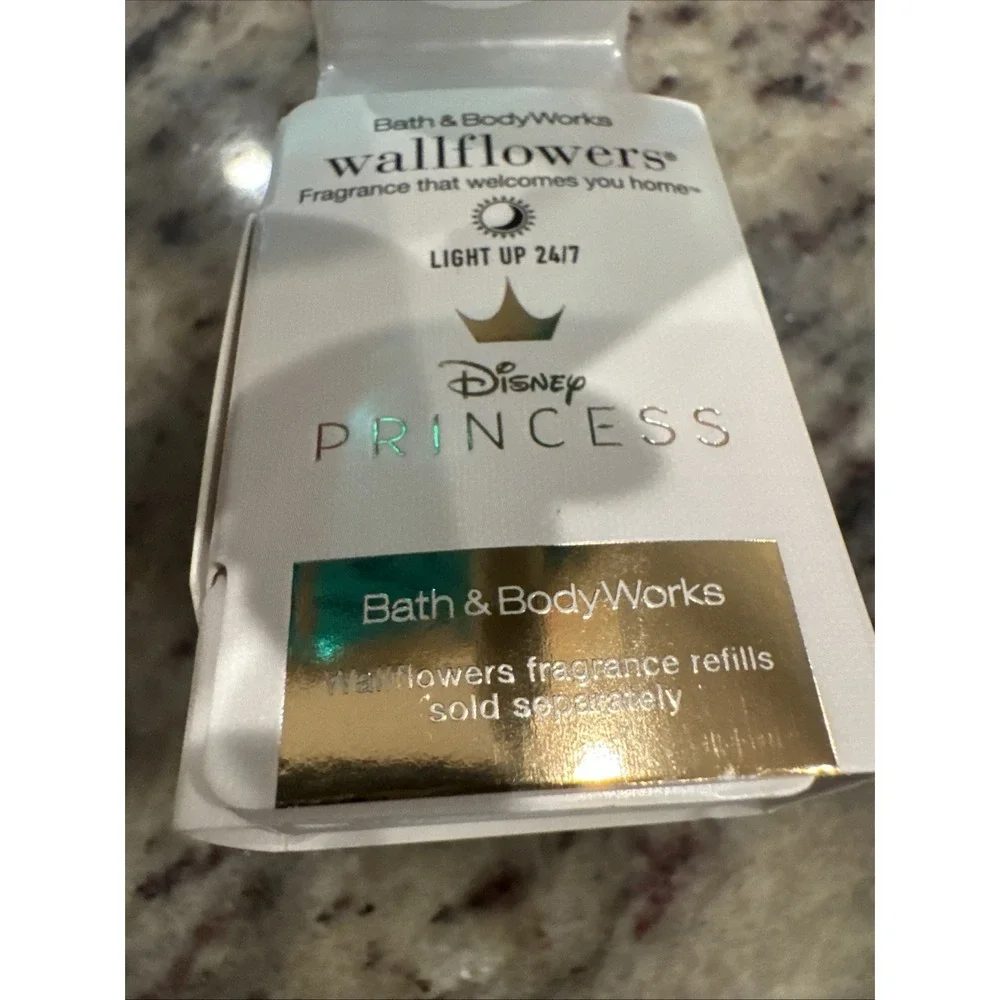 MULAN SWORD DISNEY WALLFLOWERS PLUG Bath & Body Works - Picture 2 of 2